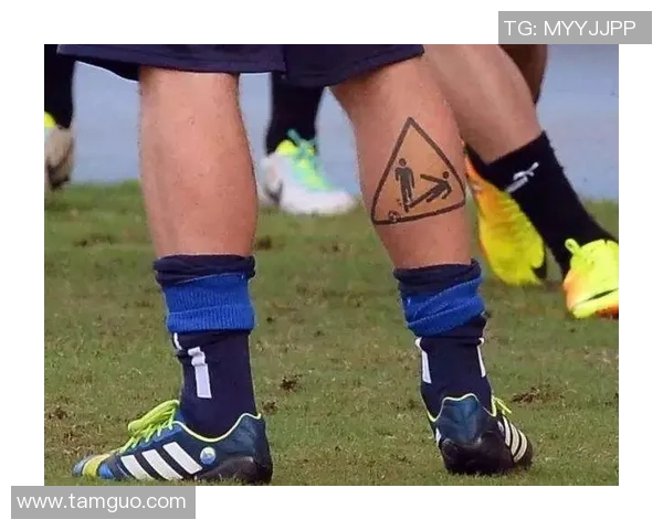 足球明星纹身时是否使用麻药的真相揭秘与行业内幕分析